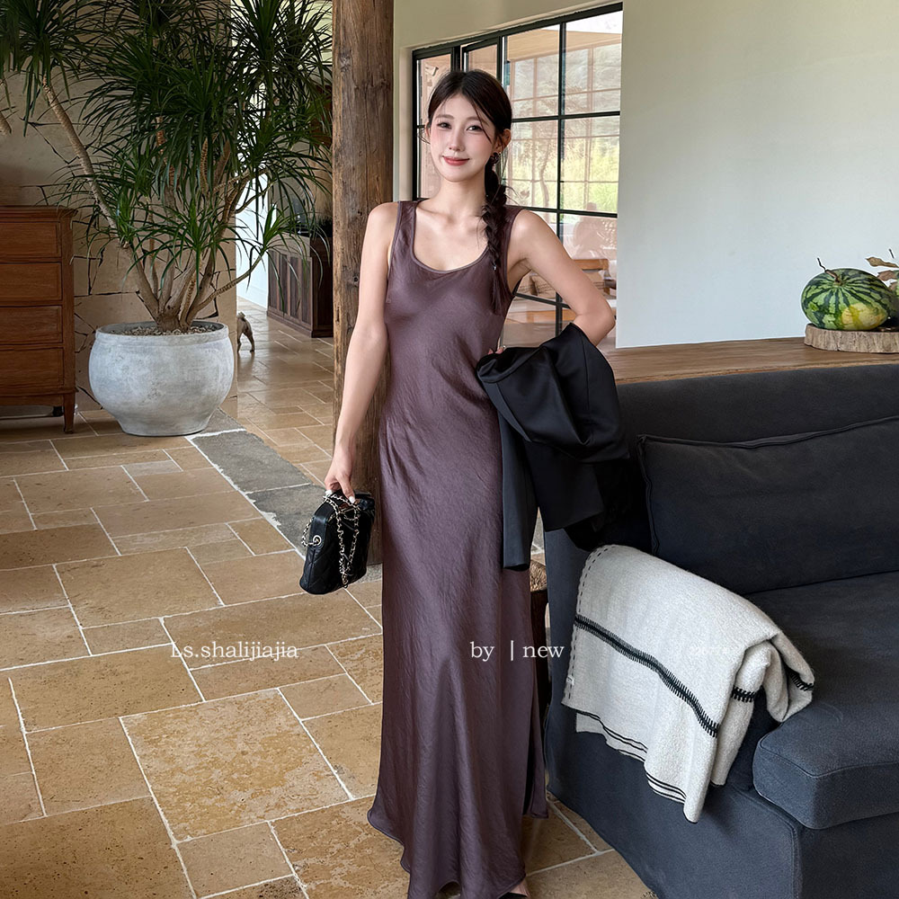Màu tím thẫm